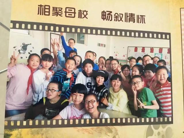 优秀班主任主要事迹简介（坚守班主任岗位25年优秀事迹展播）(9)