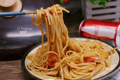 ​意大利面怎么做简单又好吃（意大利面在家做原来这么简单，实惠又美味，再也不