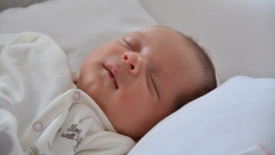 ​幼儿生长发育过程中年龄阶段的划分是什么