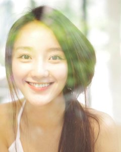 ​灵动少女肖燕