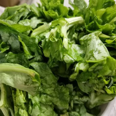 茼蒿菜家常做法（简单好吃家常版茼蒿炒鸡蛋）