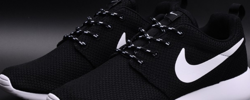 羽毛球鞋和跑步鞋的区别买多大号码_羽毛球鞋和运动鞋的区别