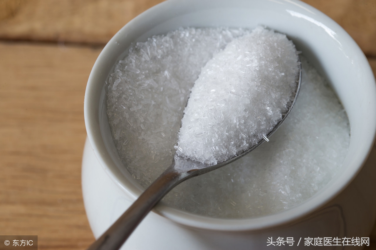 鸡精味精的区别是什么（味精和鸡精的差别讲解）