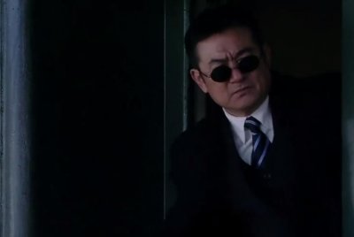 ​《悬崖》：鲁明早就该发现周乙的三次破绽，活不过15集