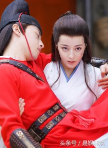 ​迪丽热巴在《一千零一夜》的十五套造型，图3最萌，图9最有女人味