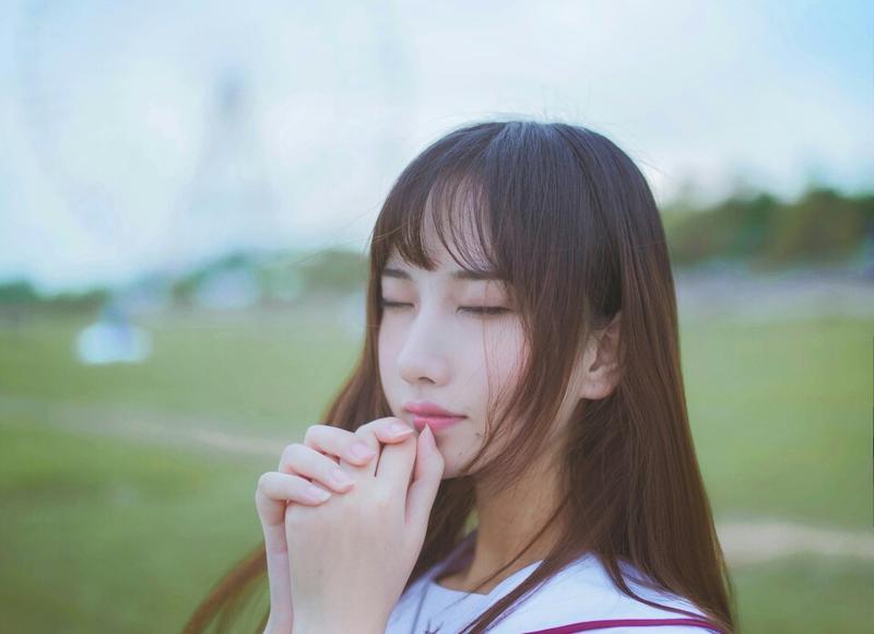 夸女孩子好看的话