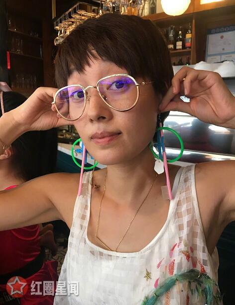 马伊俐的前任老公高虎现在做什么 马伊琍素颜吸引着大家眼球