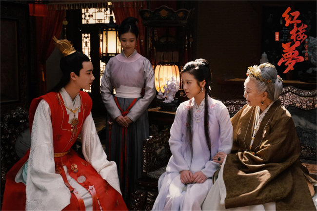 《红楼梦之金玉良缘》两小时聚焦“阴谋与爱情”