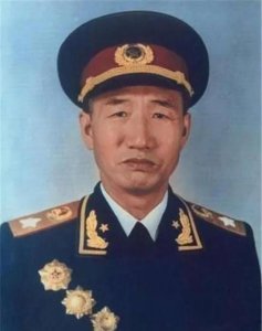 ​「红色麻城」周希汉将军：“立身有傲骨，打仗如绣花”