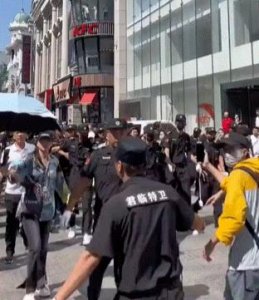 ​被指“排场太大”，甄子丹诚恳向大家道歉！感谢网友指正