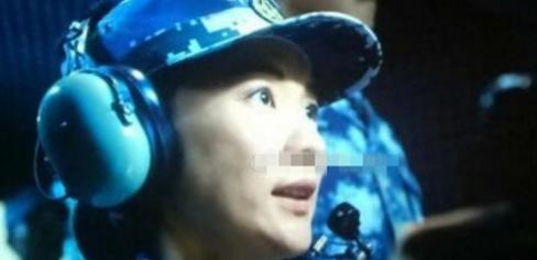 红海行动霍思燕演谁结局如何 无人机的女驾驶员霍思燕上线