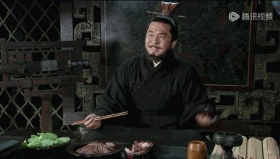 ​影版《红楼梦》来了！忍了关晓彤的贾元春，真忍不了刘姥姥的扮演者