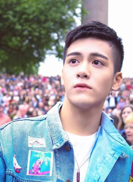 《演员的诞生》一期四个人两个是整容脸,节目变“整容脸的诞生”