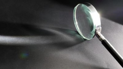 ​国有公司人员滥用职权，邱少华被逮捕