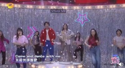 ​回忆杀！张柏芝时隔20年再跳经典樱花舞