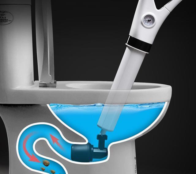 多数人下水道堵了用苏打泡，太笨！用这干净法子，快速畅通如新