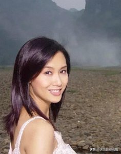 风华绝代：香港30位女明星的璀璨星光