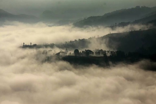 成语波谲云诡最初是用来形容什么的？