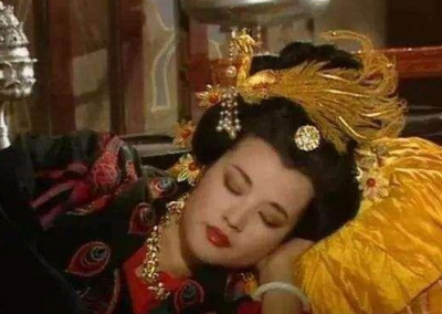 ​武则天设立的控鹤监是干什么用的？