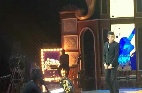 天佑在天天向上哪一季 MC天佑正大踏步挺进娱乐圈(3)