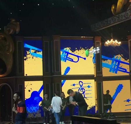 天佑在天天向上哪一季 MC天佑正大踏步挺进娱乐圈(4)