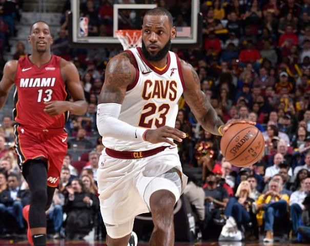 詹皇生涯第一次遭驱逐的背后（詹皇遭驱逐取胜）(2)