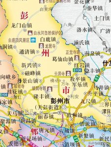 ​成都市彭州市白鹿镇是一个浪漫的法式风情小镇，也有川西特色风情