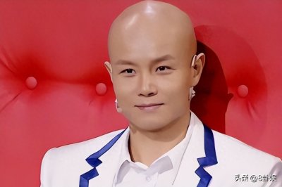 ​48岁主持人乐嘉现状:移居美国，喝天价矿泉水，过着豪华生活！