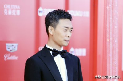 ​硬汉张译的不寻常经历，妻子比他大6岁，是央视著名主持人