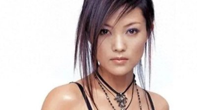 ​明星陨落：谢雨欣因不当恋情事业尽毁