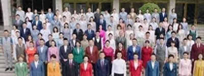 ​央视年度十佳主持人揭晓，康辉、贺红梅、撒贝宁等主持人上榜