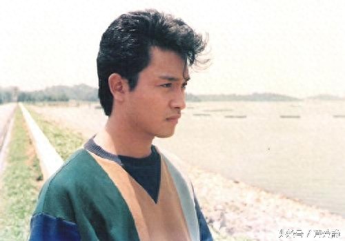 曝光张国荣年轻时候的一组照片，帅到没朋友！