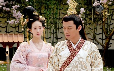 ​张钧甯饰演的“银容”温柔雅致，被称为“九州最美女子”