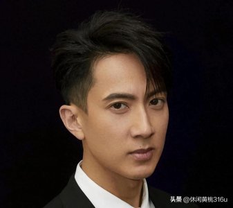 ​吴尊，是男明星中的一股清流，洁身自好，为了给孩子树立榜样