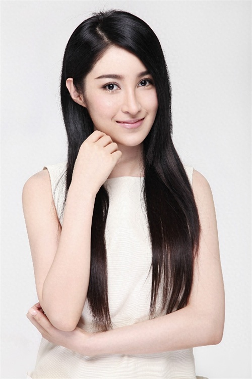 陕西美女，美的不要不要的，不信你看看美女明星姜雯