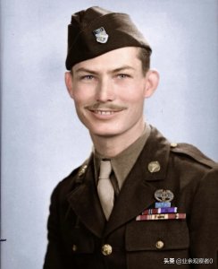 ​真人比电影更猛系列-戴斯蒙德·道斯“血战钢锯岭”的原型