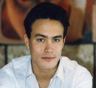 ​功夫巨星李小龙和他儿子李国豪都是英年早逝，李国豪没留下后代