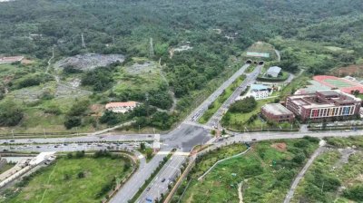 ​韶关芙蓉隧道昨晚开放通行