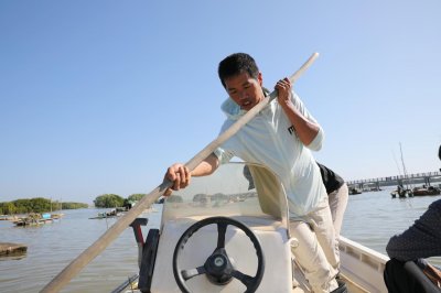 ​渔农小池：从小学辍学的打鱼人到成为粉丝过百万的“赶海网红”