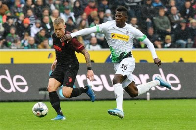 ​足球——德甲：门兴胜奥格斯堡