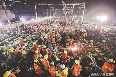 ​龙岩站新站台昨日正式启用