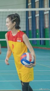 ​姜宏波：从排球健将到实力演员，52岁单身未婚的坚守与自由