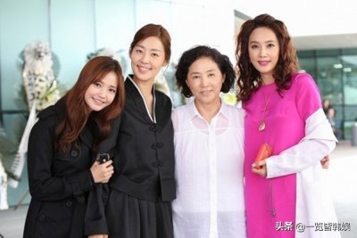 ​高斗心新作拍摄 是澡堂老板家的男人们大儿媳 离婚22年未再婚