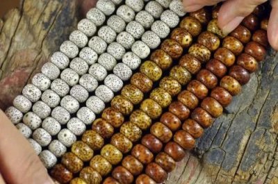 ​从包浆到玉化，这文玩盘玩的简直了！各种文玩完美包浆图赏