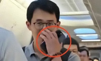 ​‍红米总经理王腾晒苹果手机照，任正非使用苹果引发热议