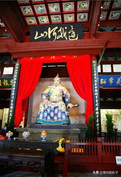 杭州栖霞岭抗金英雄岳飞墓题联