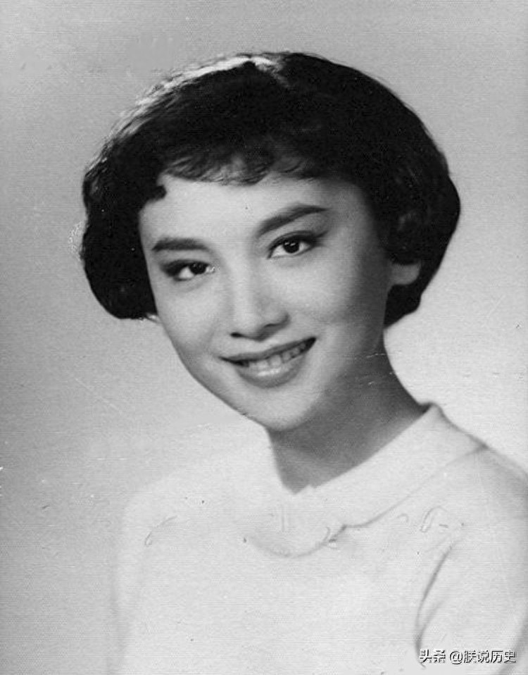 那些年的夏梦，罕见剧照老照片，金庸的梦中情人