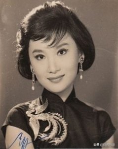 ​那些年的夏梦，罕见剧照老照片，金庸的梦中情人