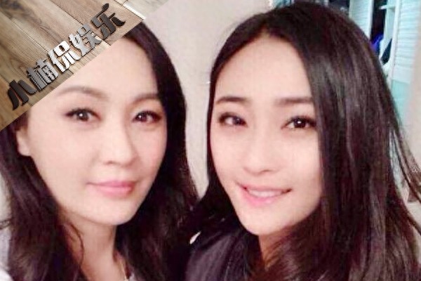 28岁陈冰一家近照，富商爸爸身家30亿，一家三口颜值高像兄妹