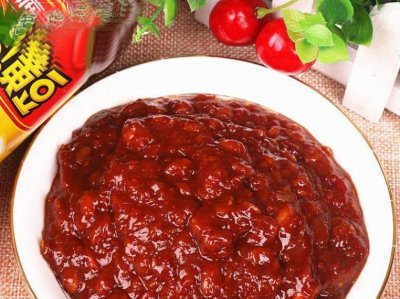 ​黄豆酱不用出去买，农村大妈30年秘制方法，比老干妈还好吃